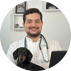 Dr. Mark Saraiva, DVM, Pawprint's Veterinary Research Consultant